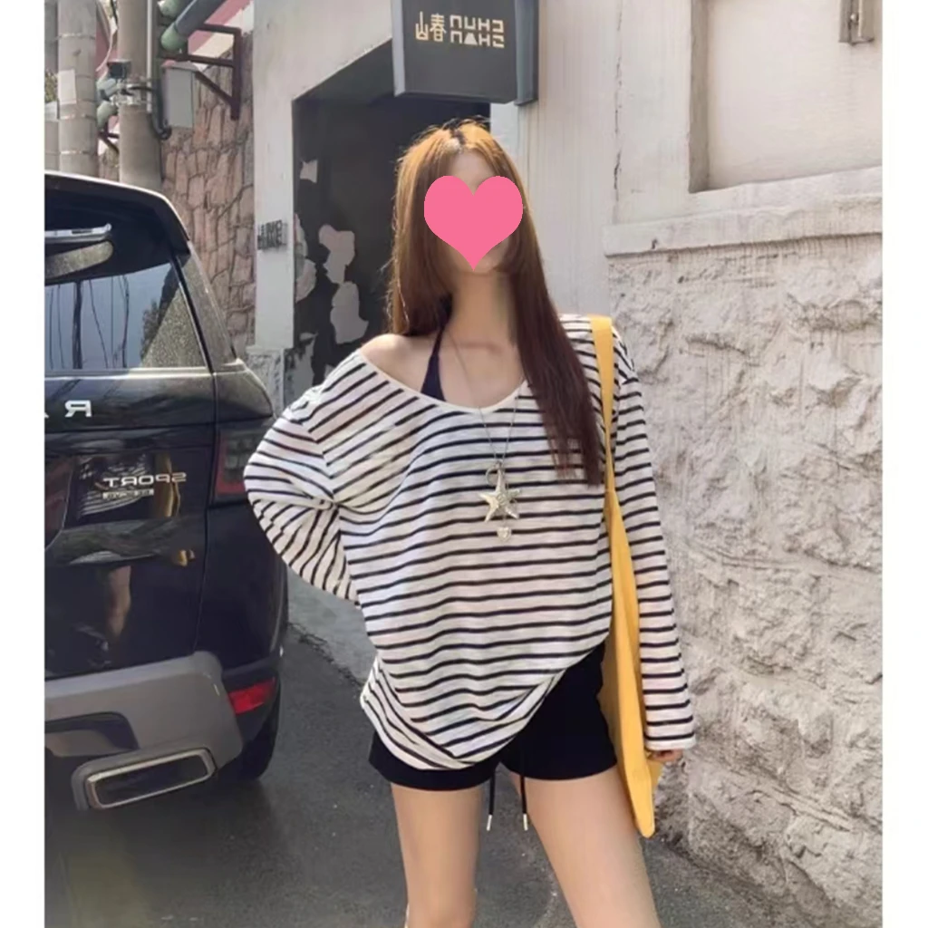 【极简穿搭】时尚通勤吊带背心+百搭V领条纹T恤+百搭休闲短裤套装女