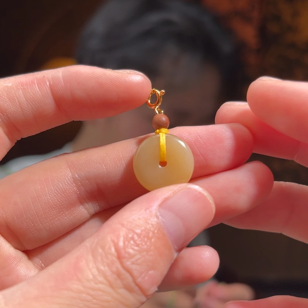 和田玉未镶嵌吊坠(不含链)糖扣99