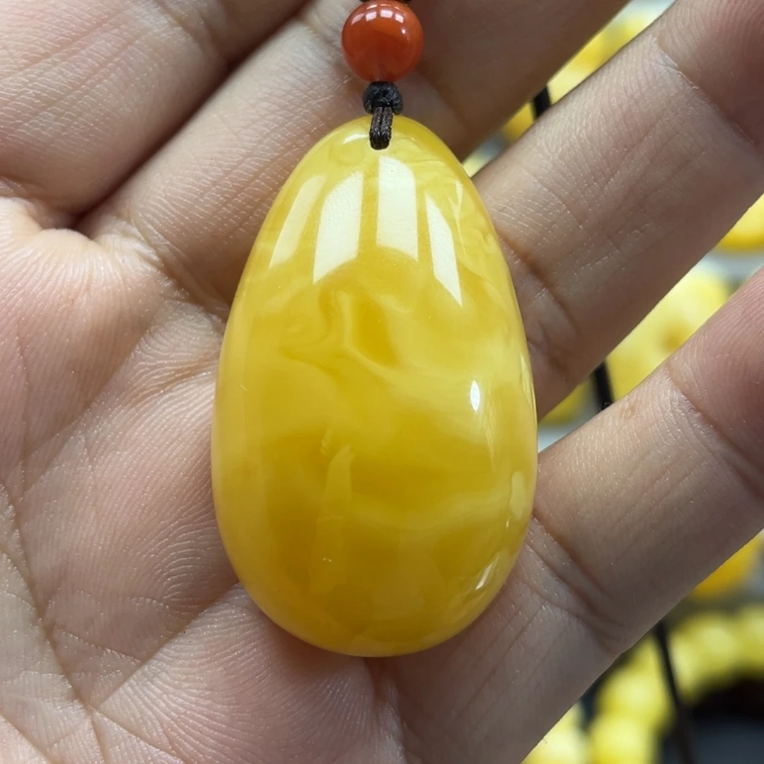 蜜蜡未镶嵌珠宝奇石