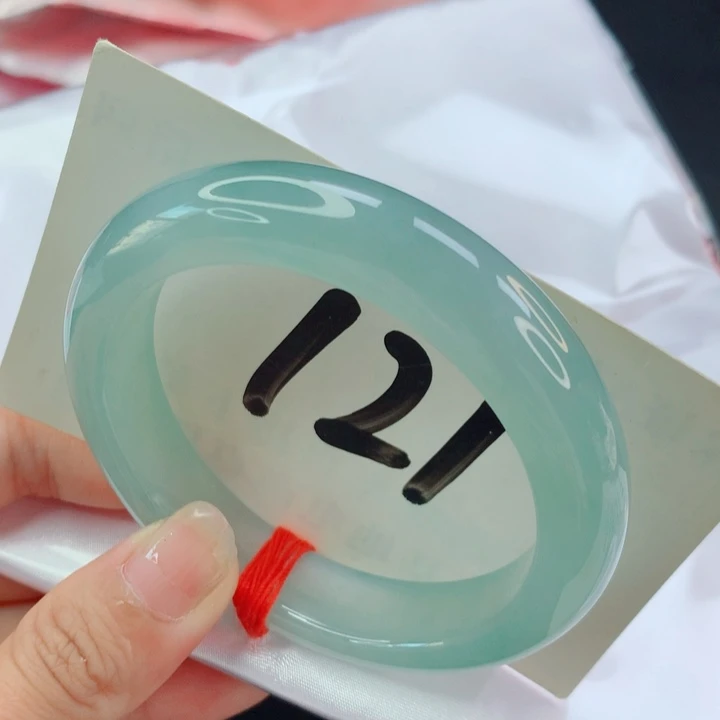 翡翠未镶嵌手镯新品