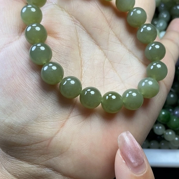 颈饰未镶嵌和田玉卡10