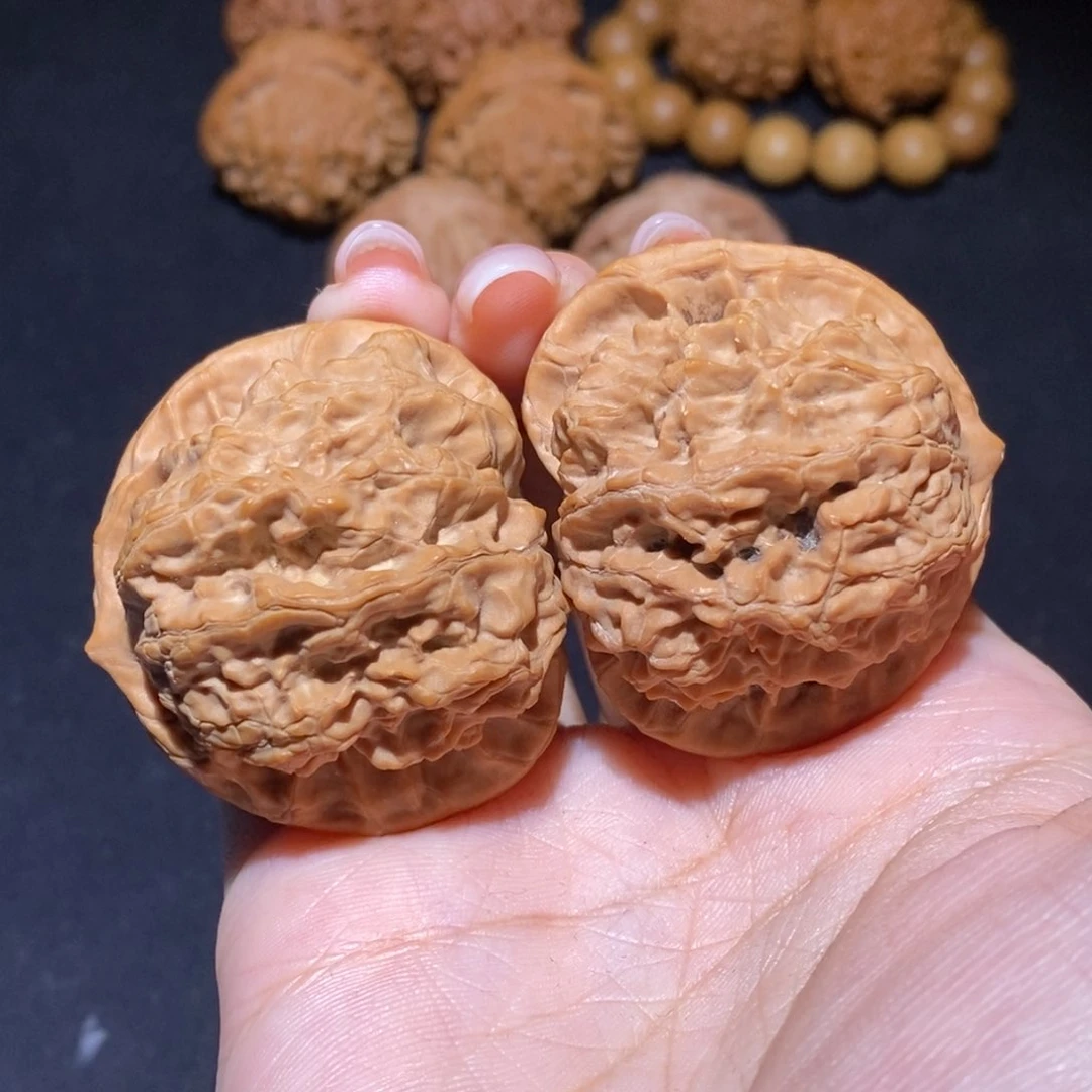 吊坠文玩核桃42全品梨木台