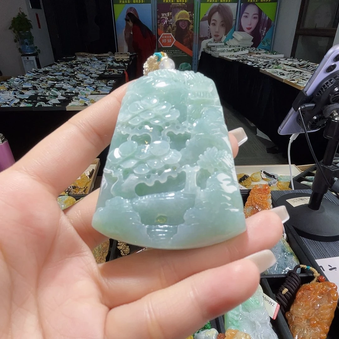 颈饰未镶嵌翡翠一