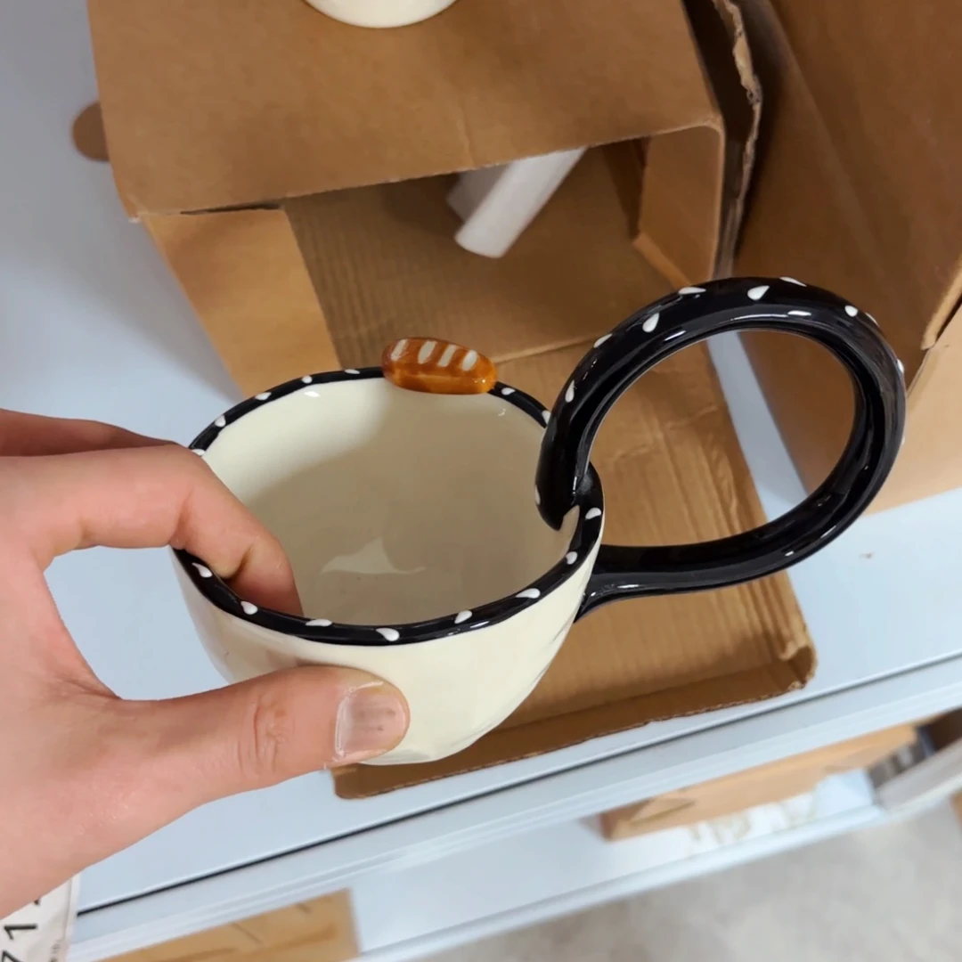 白瓷牛角包咖啡杯