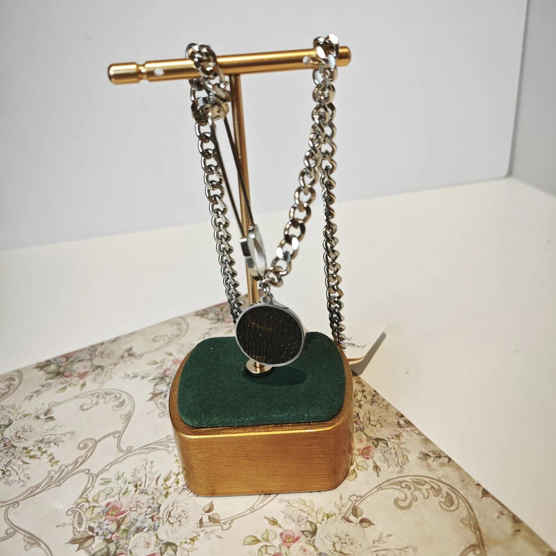 未使用 LouisVuitton/路易威登 中性风拼接可调节项链配皮  银色