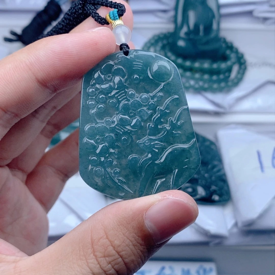 【闪购商品】颈饰未镶嵌翡翠