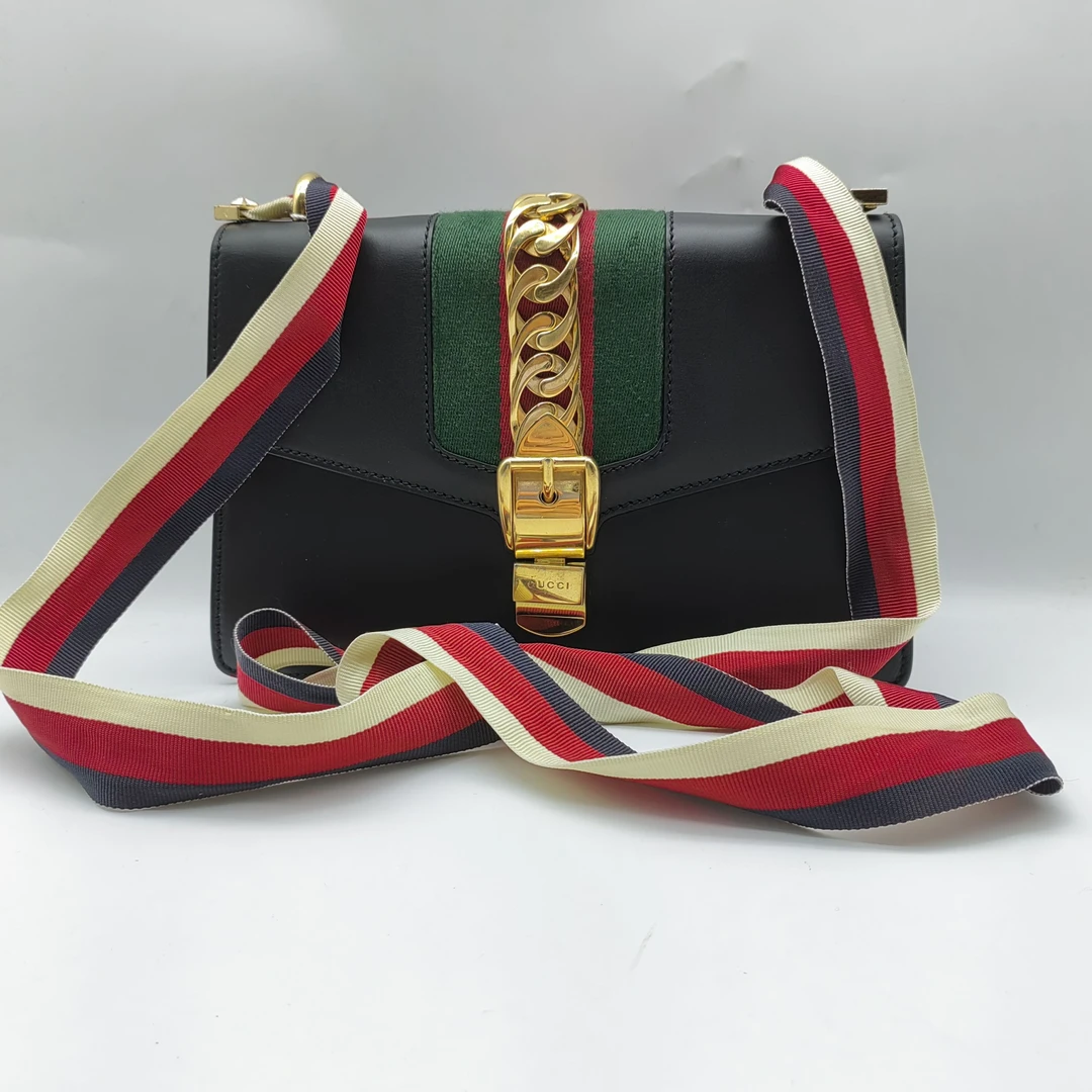 95新 GUCCI/古驰 黑色塞尔维亚单肩包1404 7392
