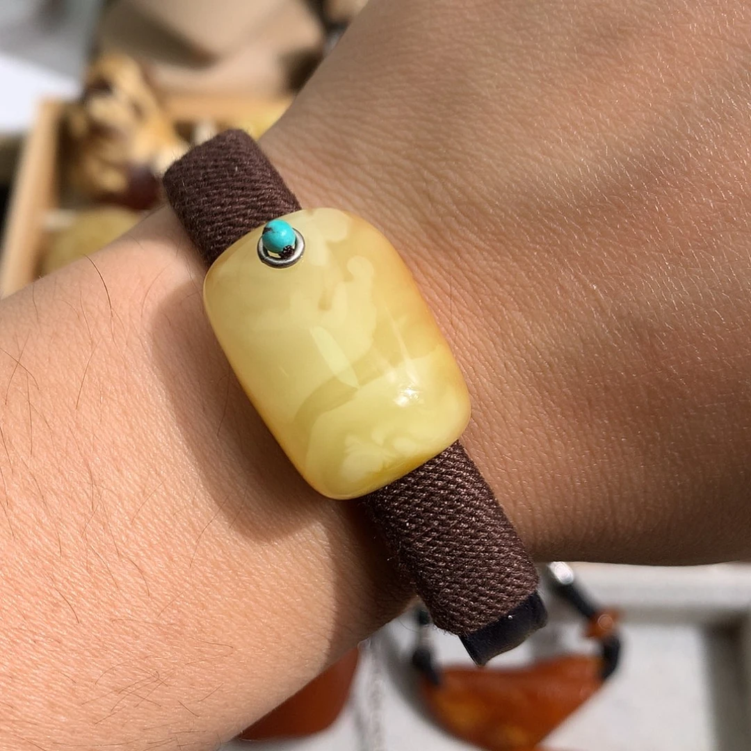 蜜蜡裸石未镶嵌你