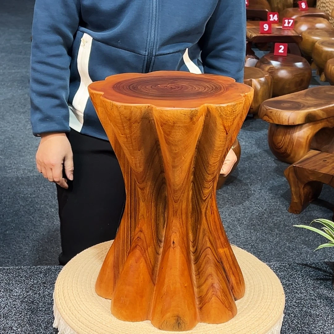 10 号香樟木尺寸：28-28-40cm