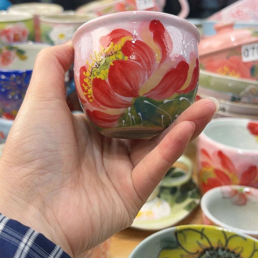 瓷片兔兔盖茨。兔兔