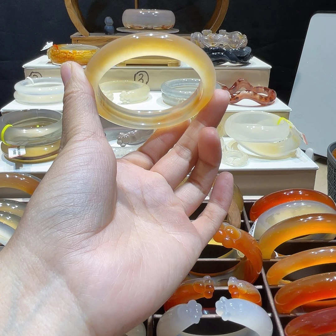 玛瑙/玉髓未镶嵌手镯