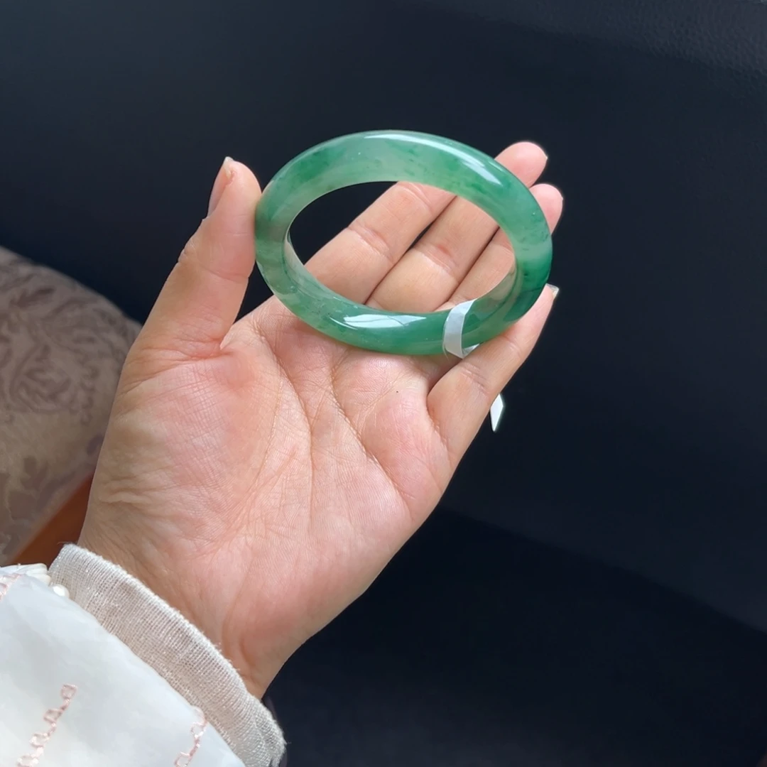 石英质玉未镶嵌手镯非洲翠5758