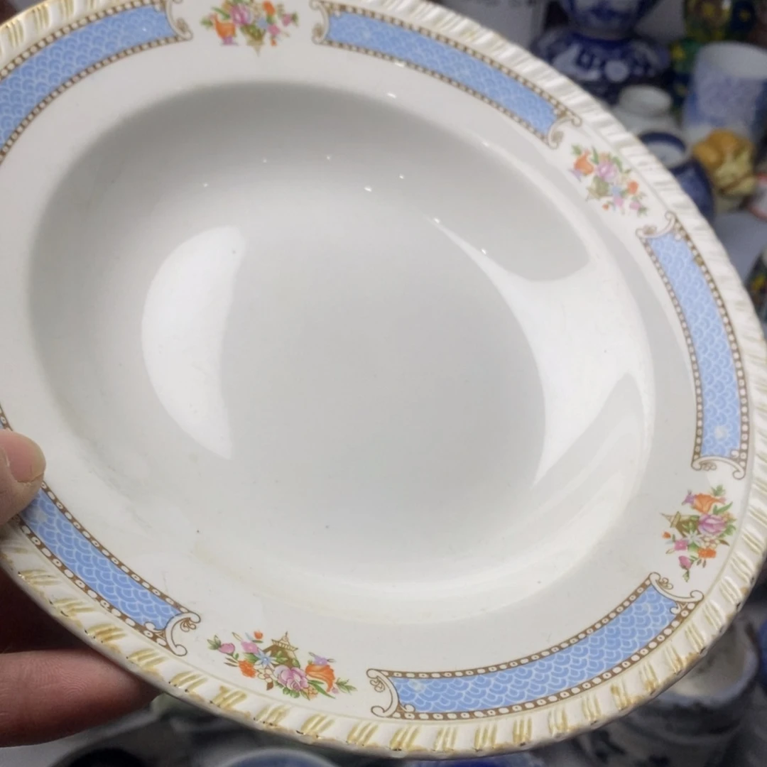 瓷片这两句歌词很适合他听我说话