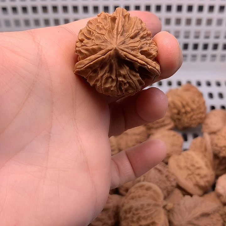 2***成吊坠文玩核桃文玩核桃