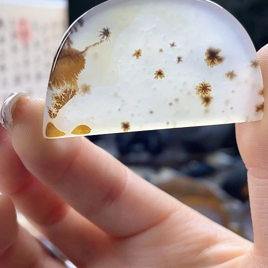 玛瑙/玉髓颈饰未镶嵌