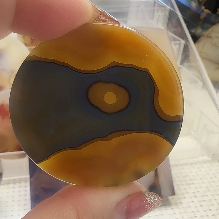 玛瑙/玉髓未镶嵌珠宝奇石