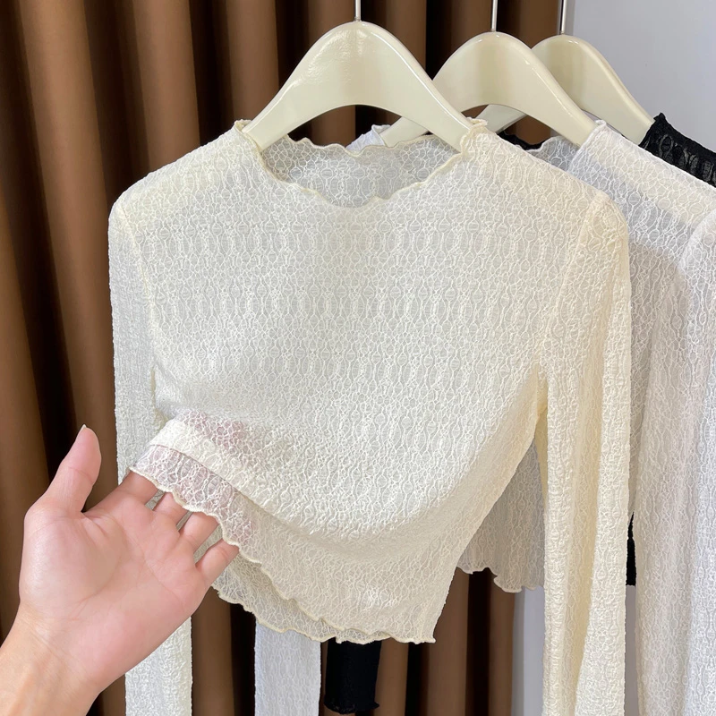 春秋短款蕾丝打底衫女2025新款镂空网纱上衣木耳边毛衣内搭纱衣女