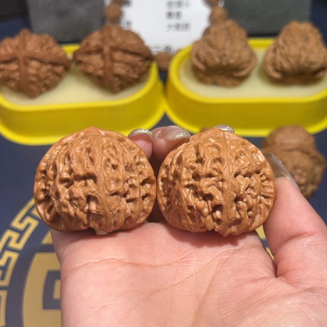 文玩核桃把件龙脉元宝42