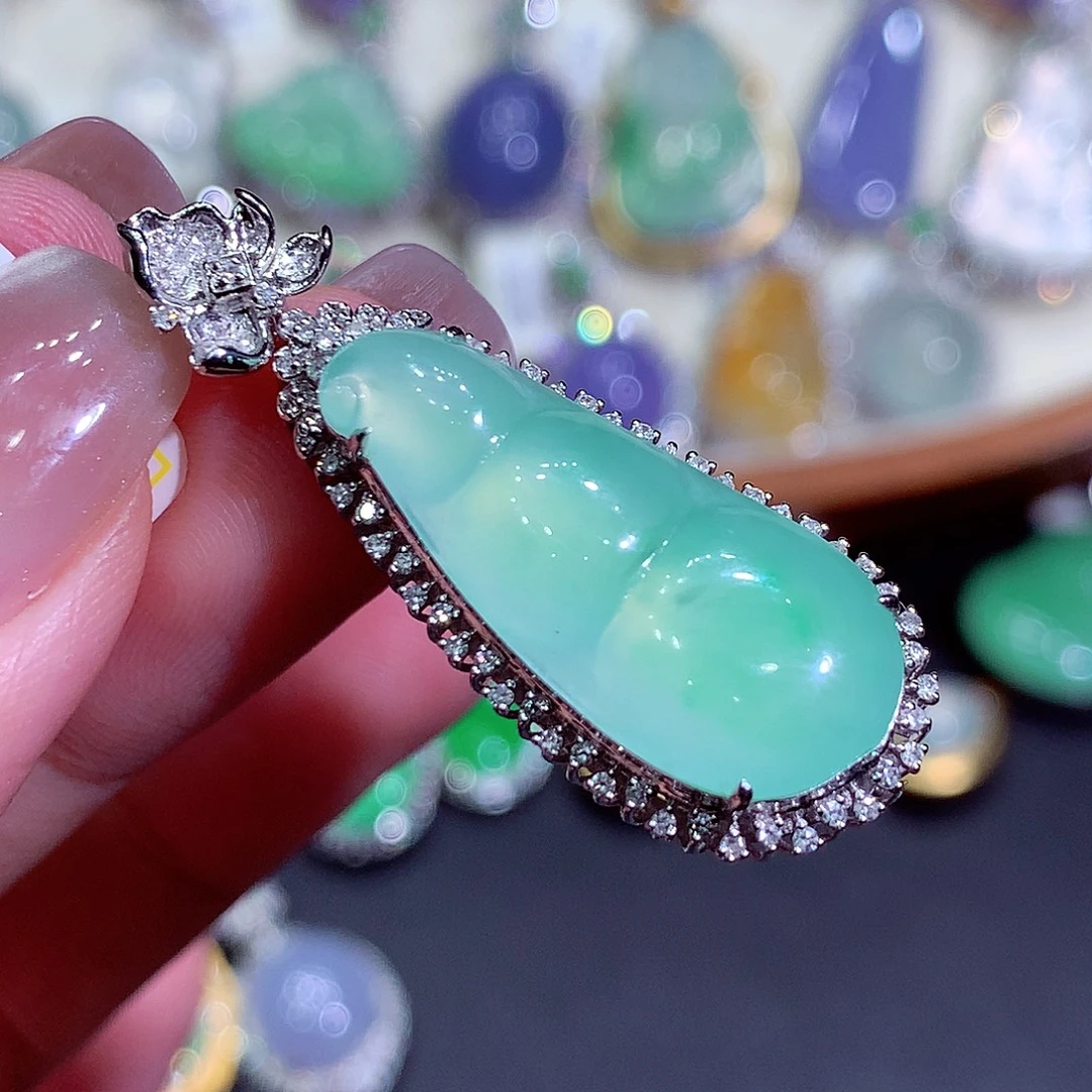 翡翠18K金镶嵌吊坠(不含链)