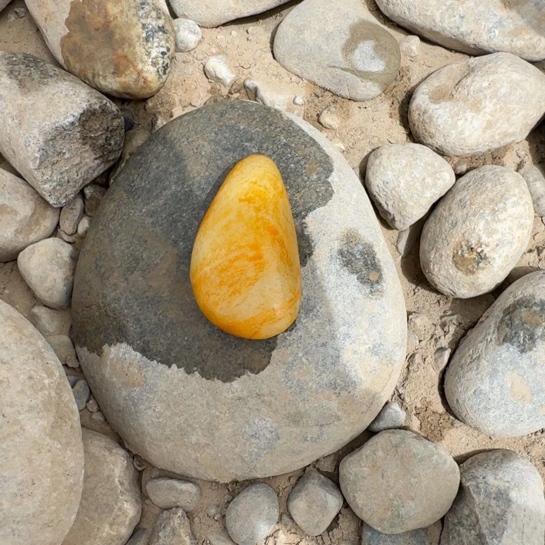 精品无镶嵌小吊坠