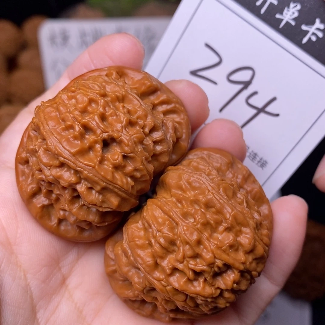 把件文玩核桃294闷尖白狮子头4,5
