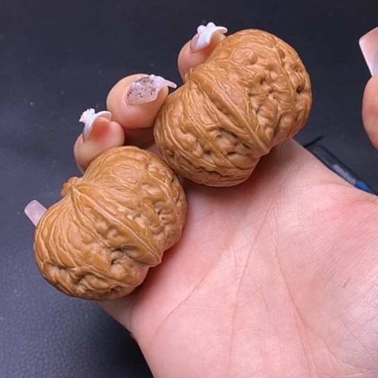 【闪购商品】吊坠文玩核桃元宝111