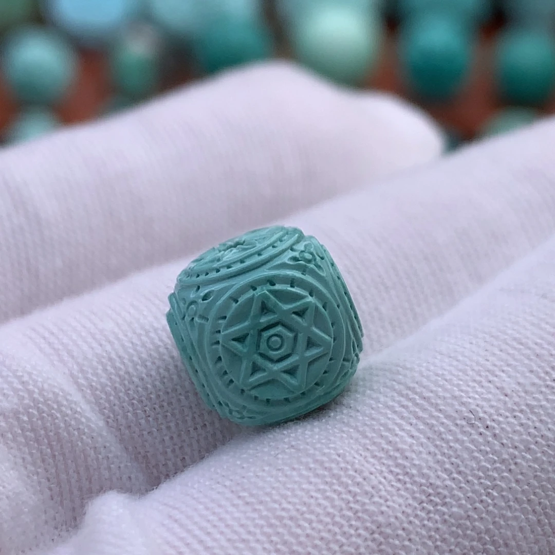 绿松石未镶嵌珠宝奇石原矿绿松石六方珠