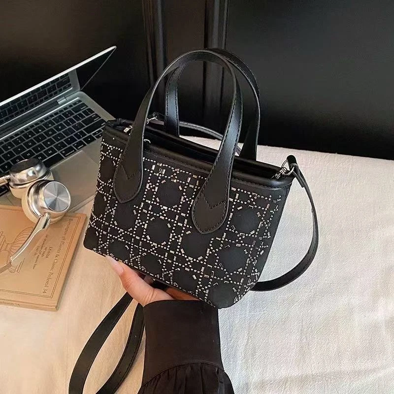 00Purse轻奢女包时尚镶钻菜篮子高级感复古手提包单肩斜挎6184