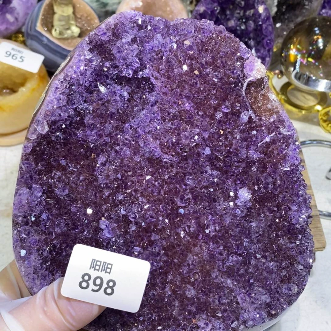 紫晶未镶嵌大型摆件（非配饰）