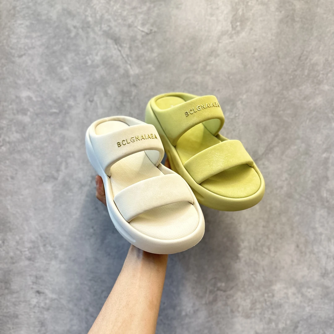 2025新款高品质广州鞋  双带超轻休闲厚底面包拖鞋巨巨巨舒服百搭