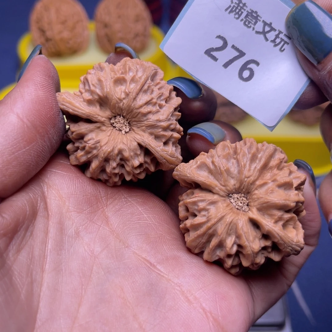 文玩核桃吊坠凹底龙门涧276