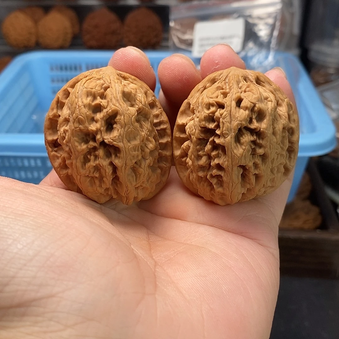 1文玩核桃华北将军膀40-416