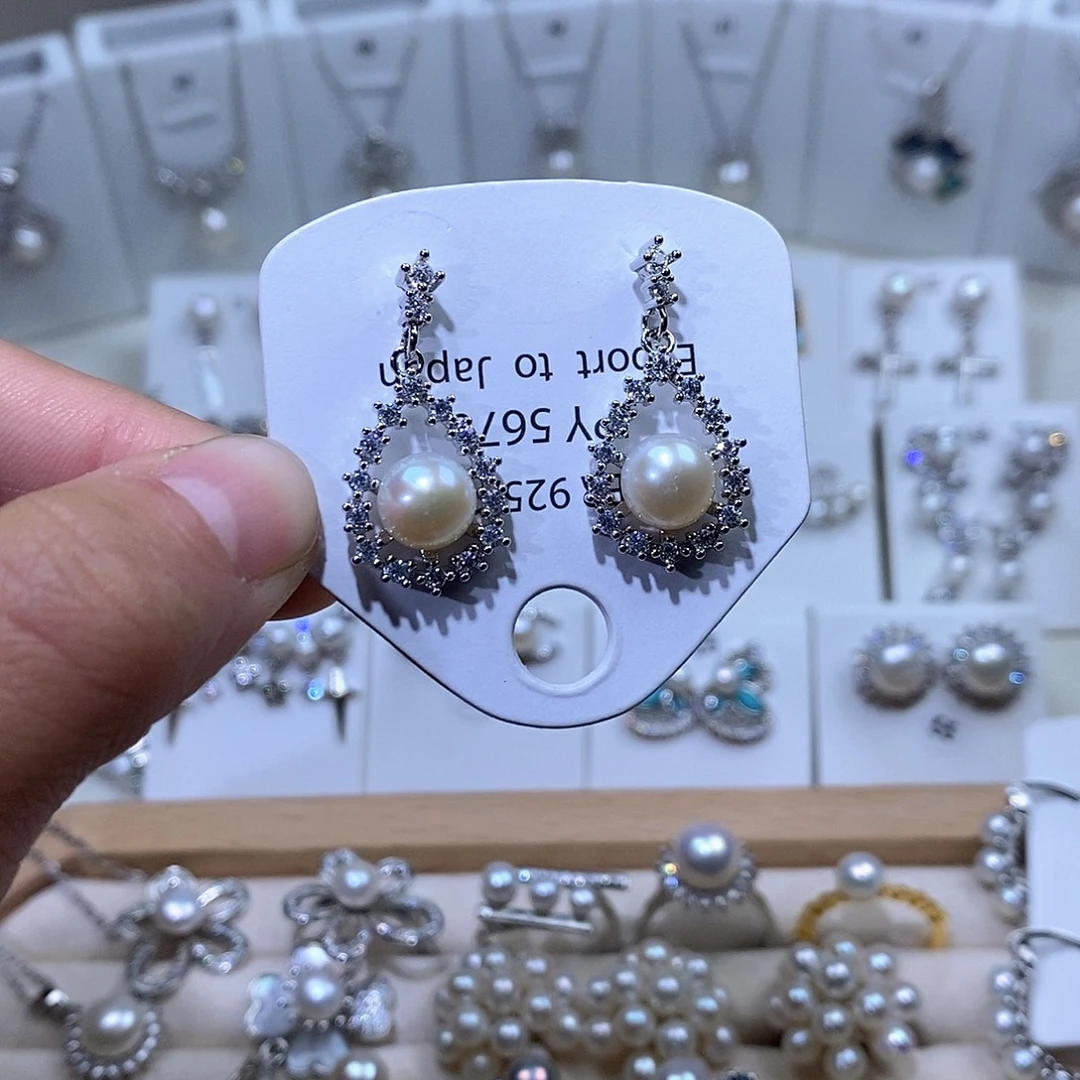 淡水珍珠未镶嵌耳饰