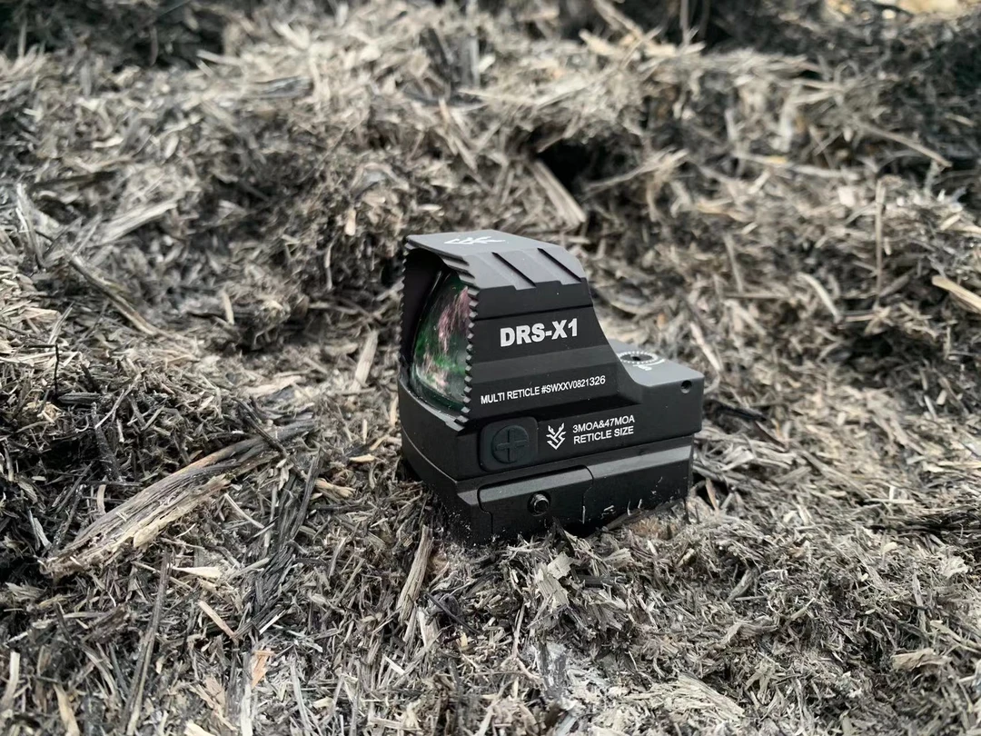 DRS-X1全金属可调抗震真防水大视窗高透光四变点全息红点瞄准镜