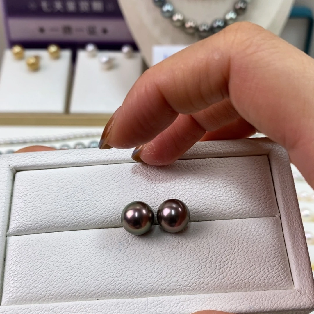 耳饰海水珍珠18K金镶嵌10m大溪地黑珍珠耳钉（基本无暇）