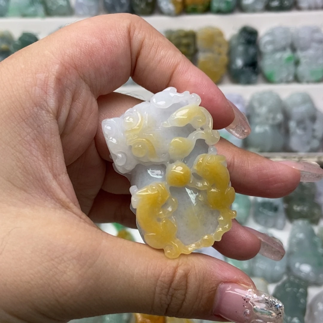 江***苗翡翠未镶嵌吊坠(赠链)