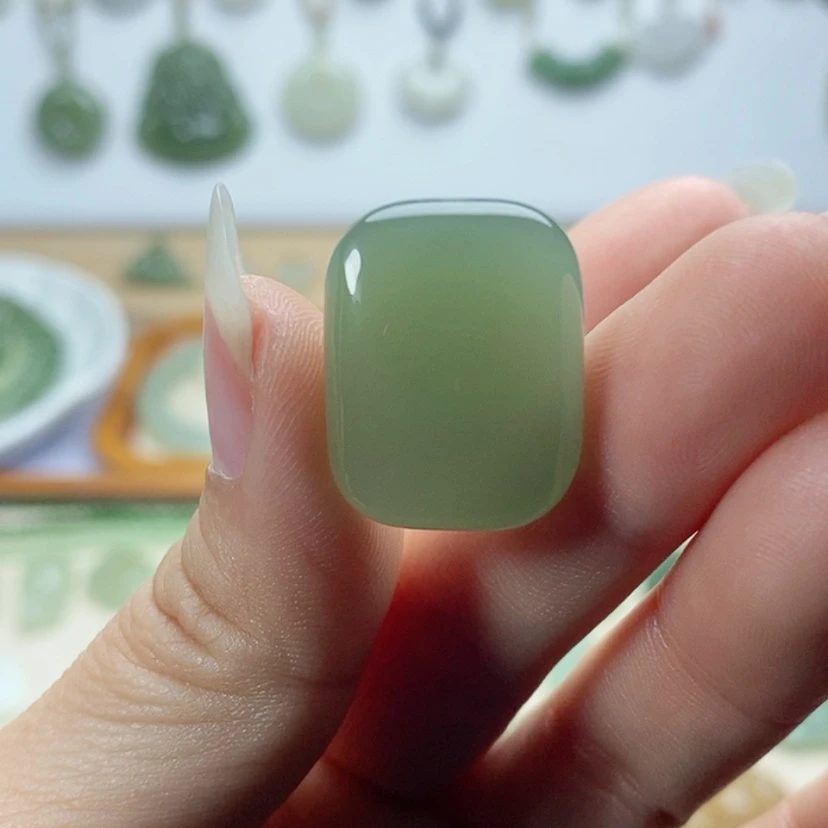 【闪购商品】颈饰未镶嵌和田玉