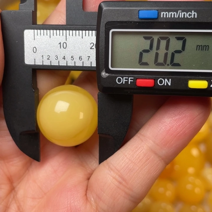 未镶嵌蜜蜡裸石蜜蜡有珠