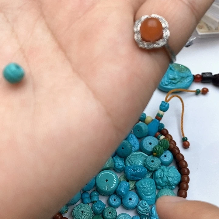 王***菜未镶嵌南红玛瑙珠宝奇石