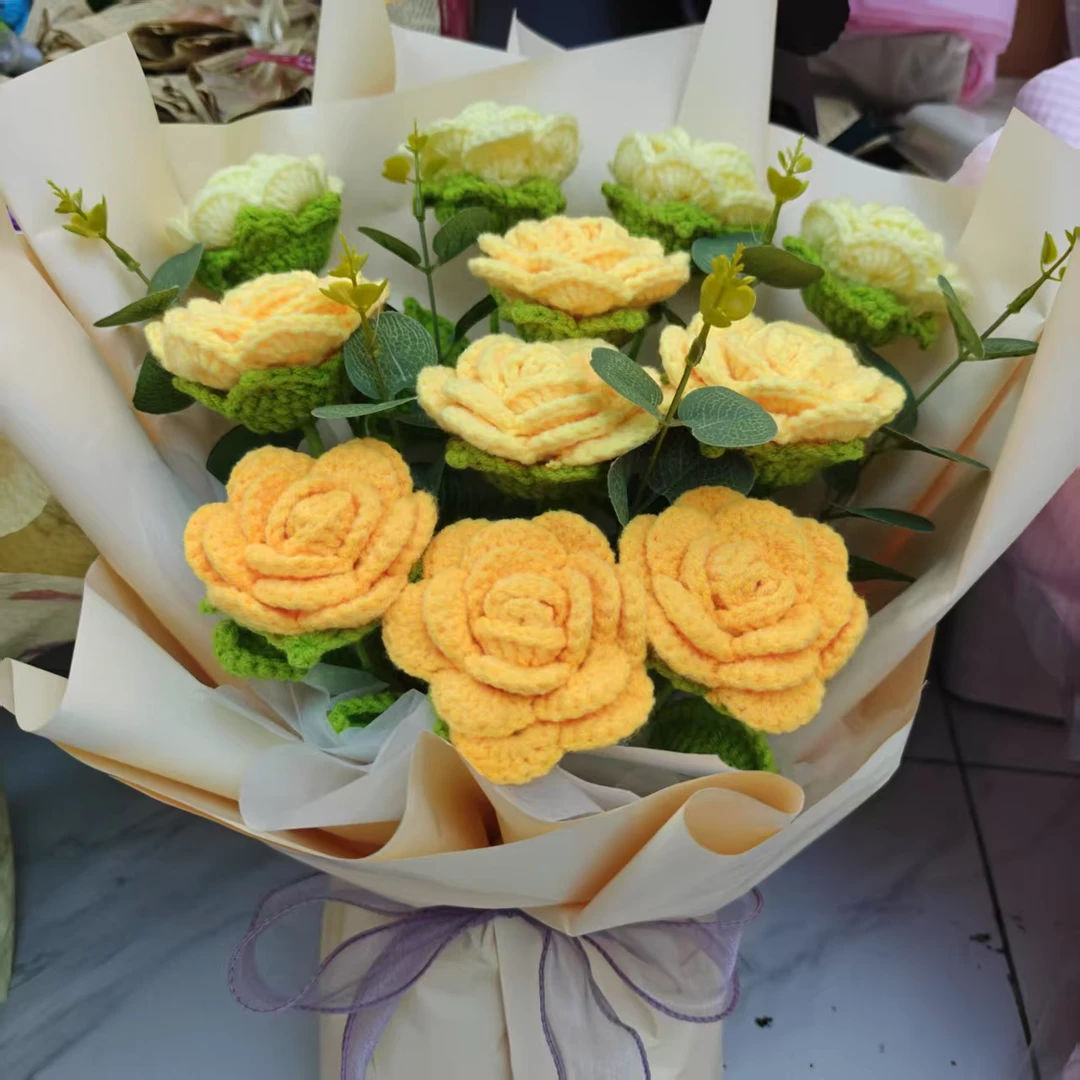 毛线花束钩织成品玫瑰花束