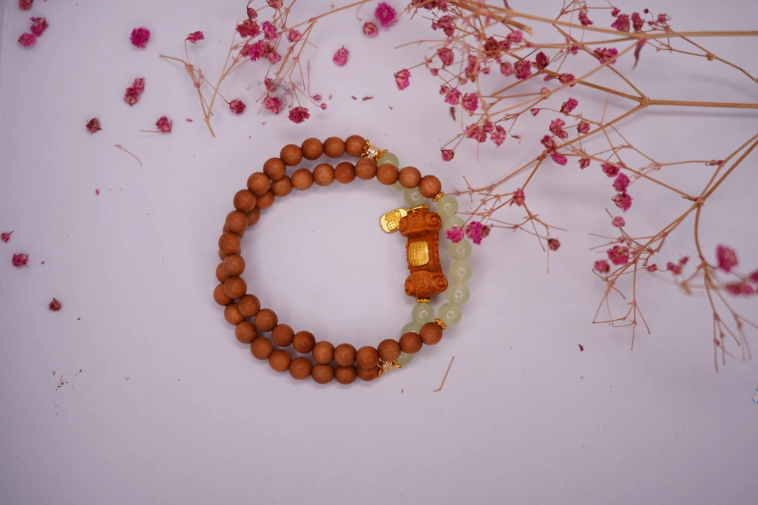 遇见.芭比檀木带宝