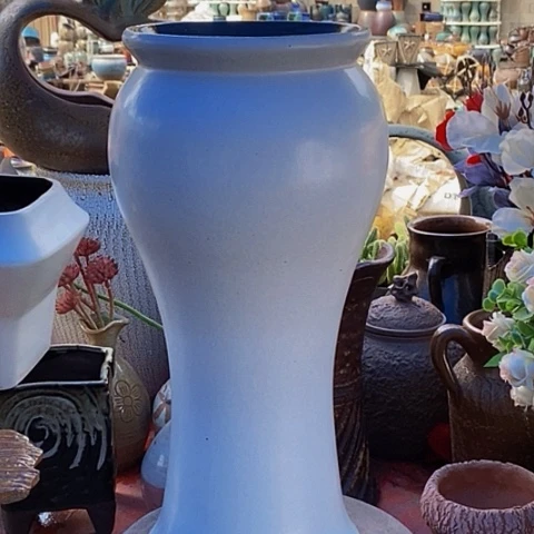 紫砂花盆口18高度42.5白色