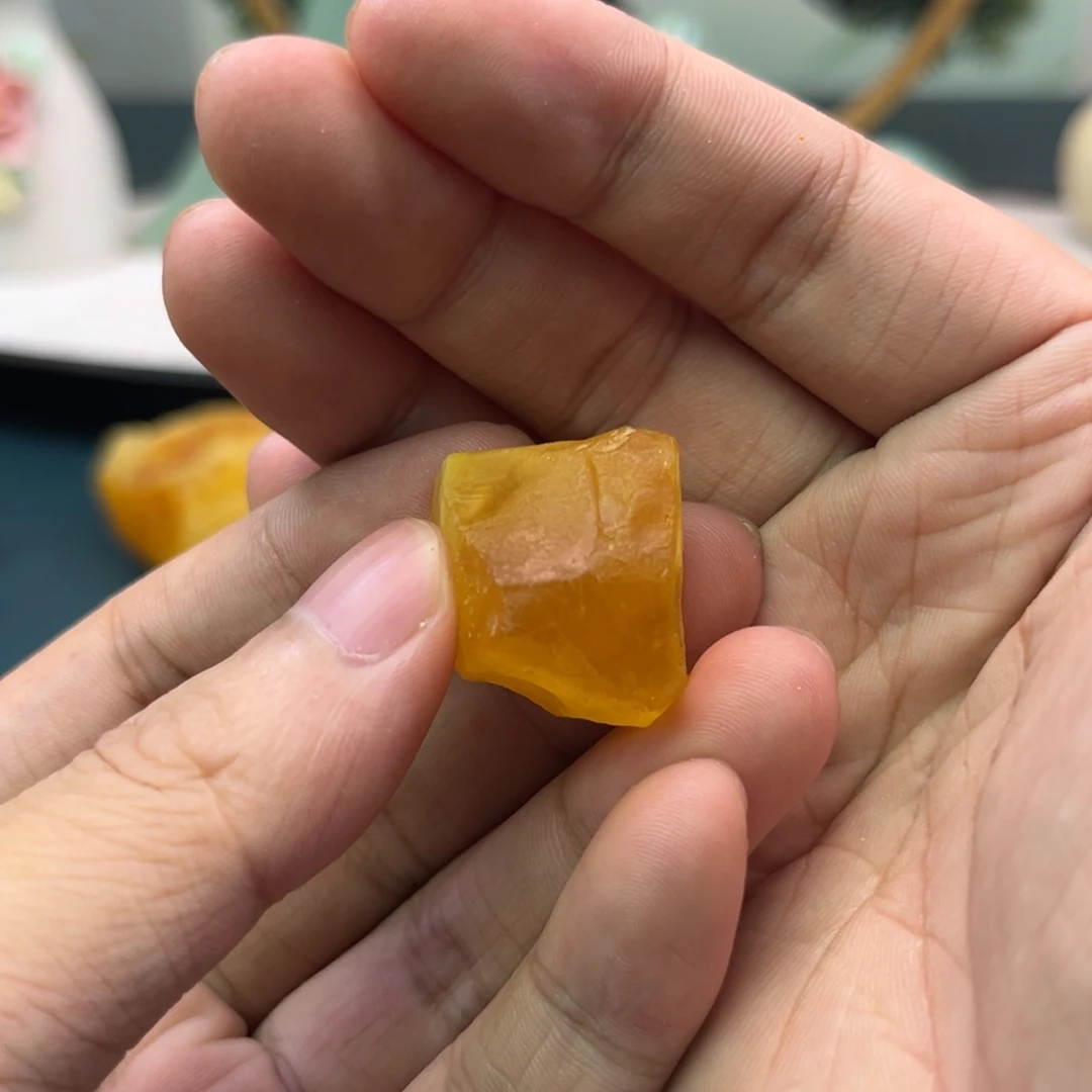 小***干定制琥珀未镶嵌蜜蜡原石不退不换