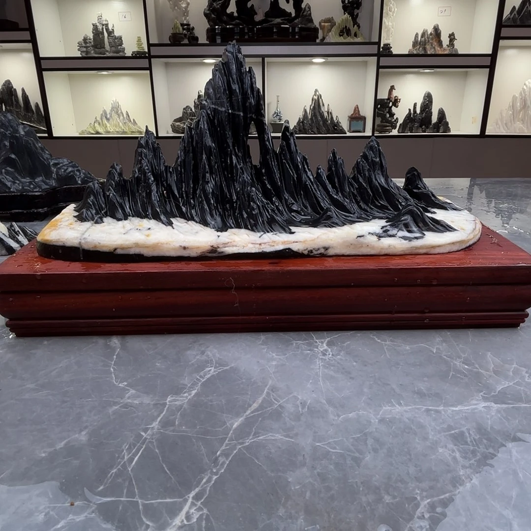 坚***持石材灵璧石雕刻山峰摆件