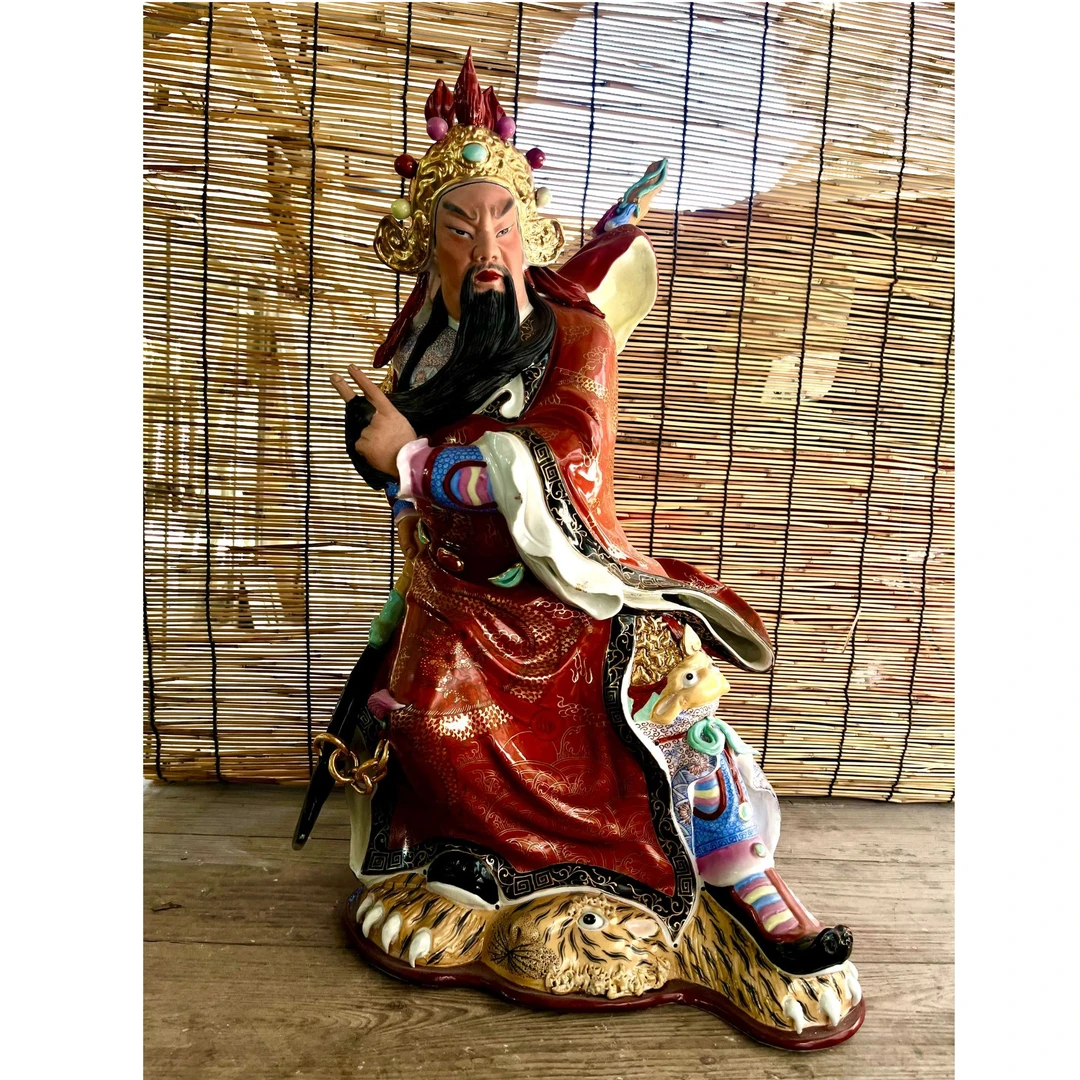 武财神关羽景德镇雕塑瓷三国演义关公关二爷中式关帝伽蓝菩萨摆件