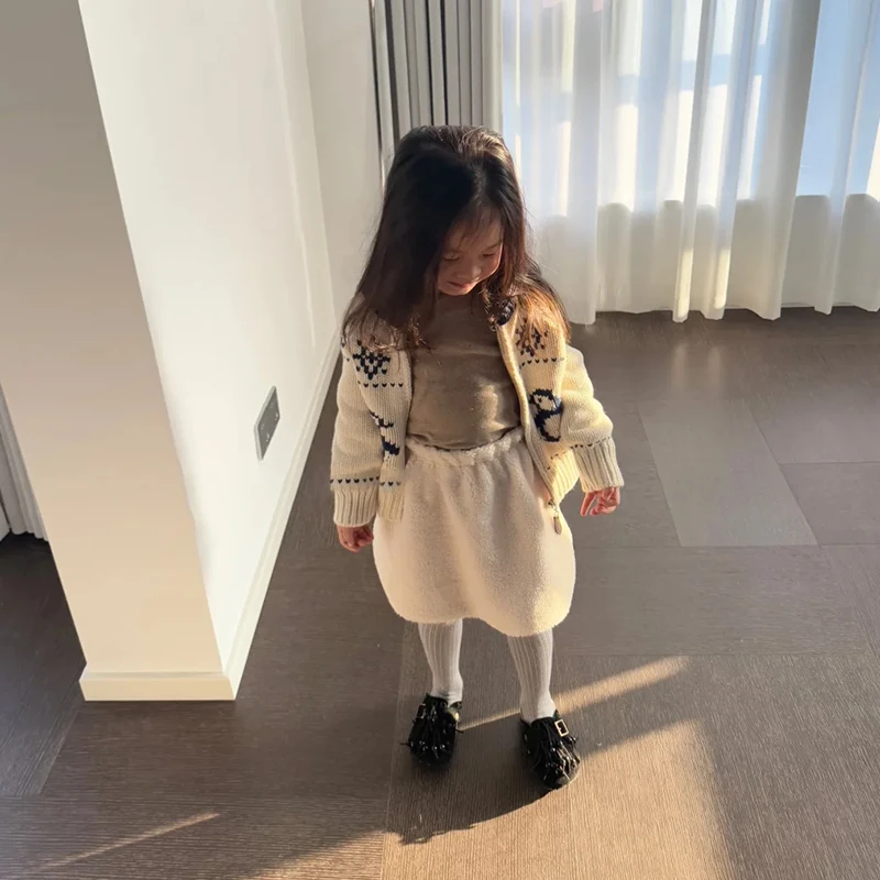 壹妈童装女童韩版秋冬时髦百搭米色拉链针织开衫新潮白色半裙