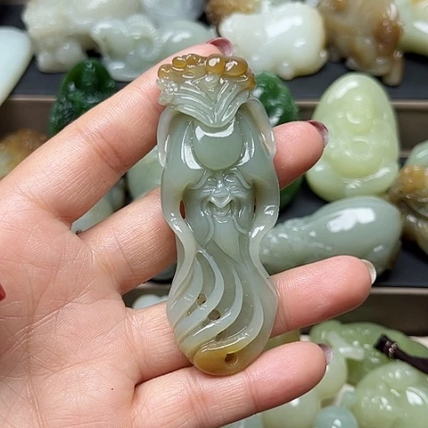 颈饰未镶嵌和田玉君*原