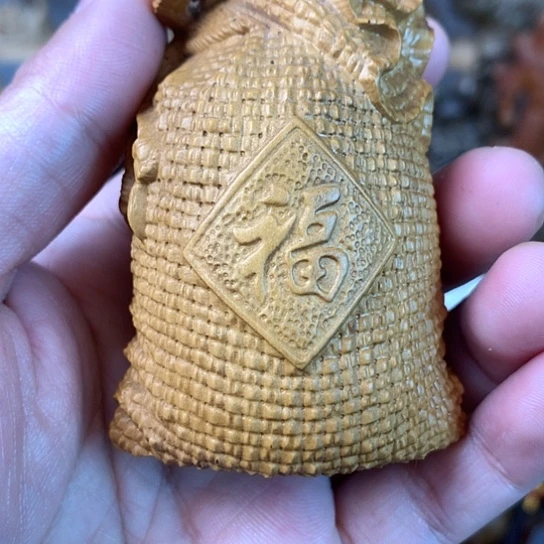 花梨木类黄杨木雕福袋好