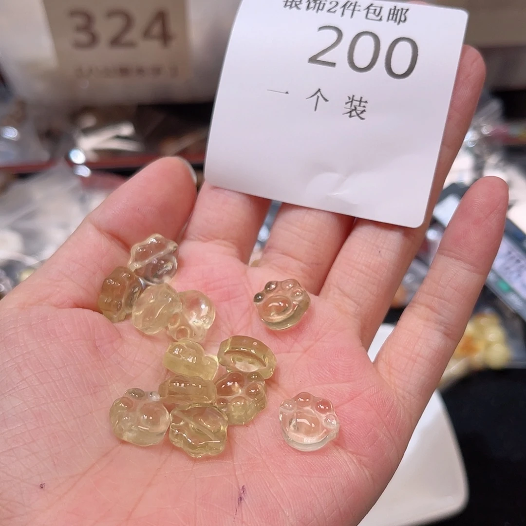 珠宝半成品水晶未镶嵌200 。