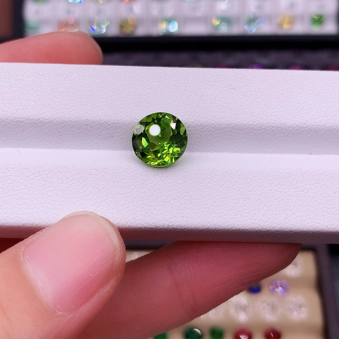 橄榄石笔搁未镶嵌